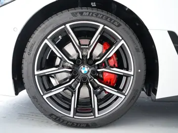 BMW M440I XDRIVE (M-Sport Navi LED AHK Pano HUD H K