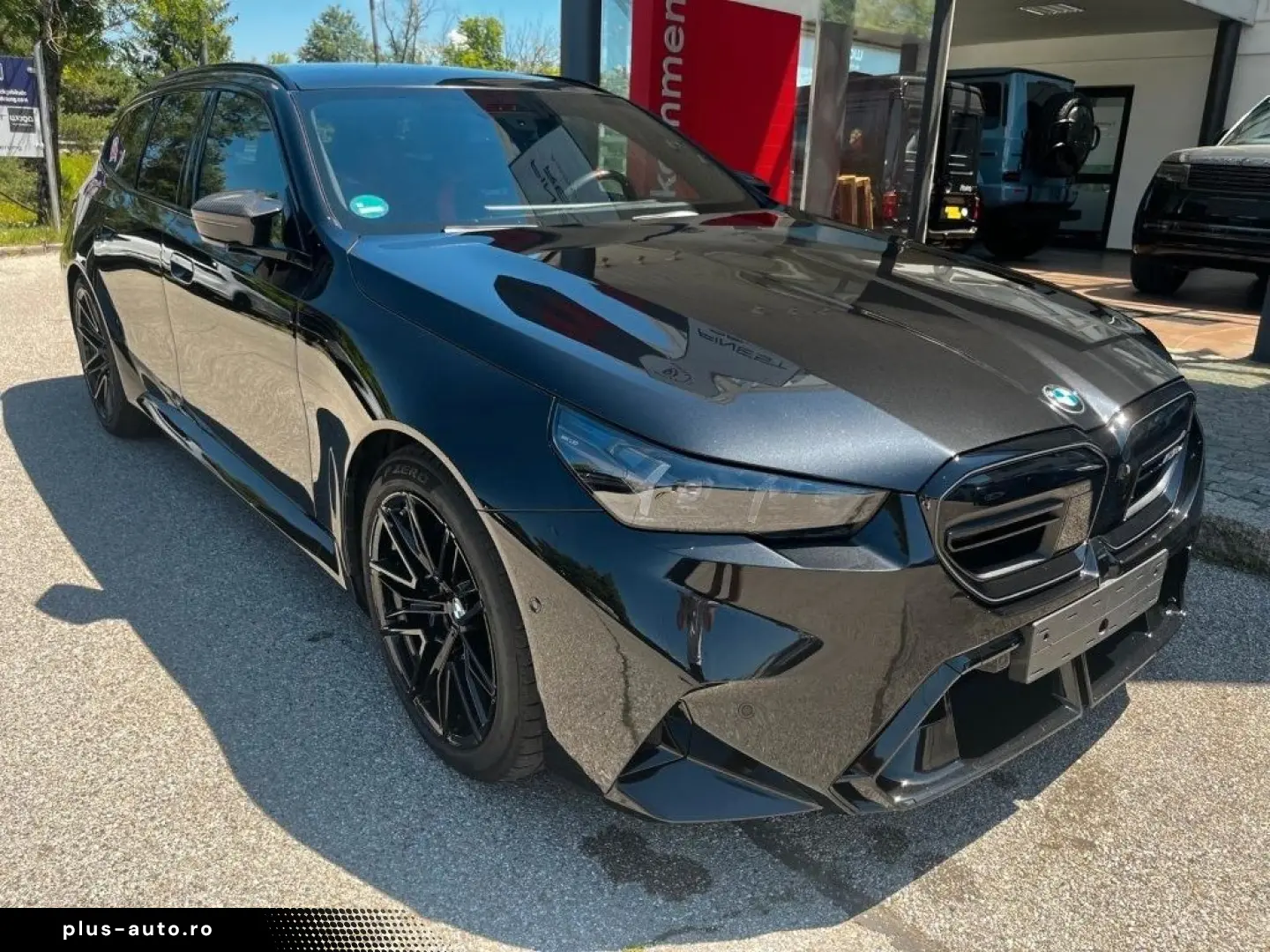 BMW M5 Touring Drivers Pack. Bowers&Wilkins AHK Pano