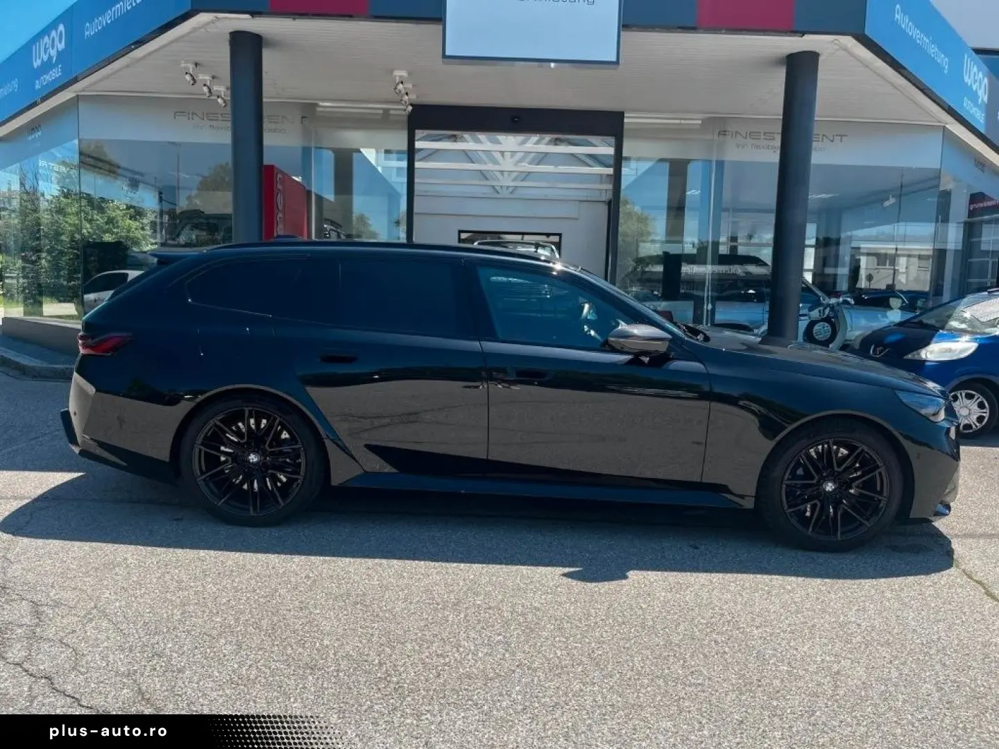 BMW M5 Touring Drivers Pack. Bowers&Wilkins AHK Pano