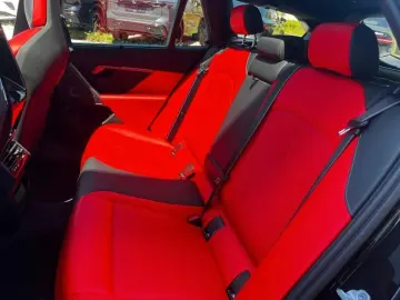 BMW M5 Touring Drivers Pack. Bowers&Wilkins AHK Pano