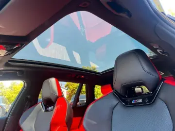 BMW M5 Touring Drivers Pack. Bowers&Wilkins AHK Pano