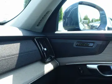VOLVO XC90 Plus Bright T8 AWD