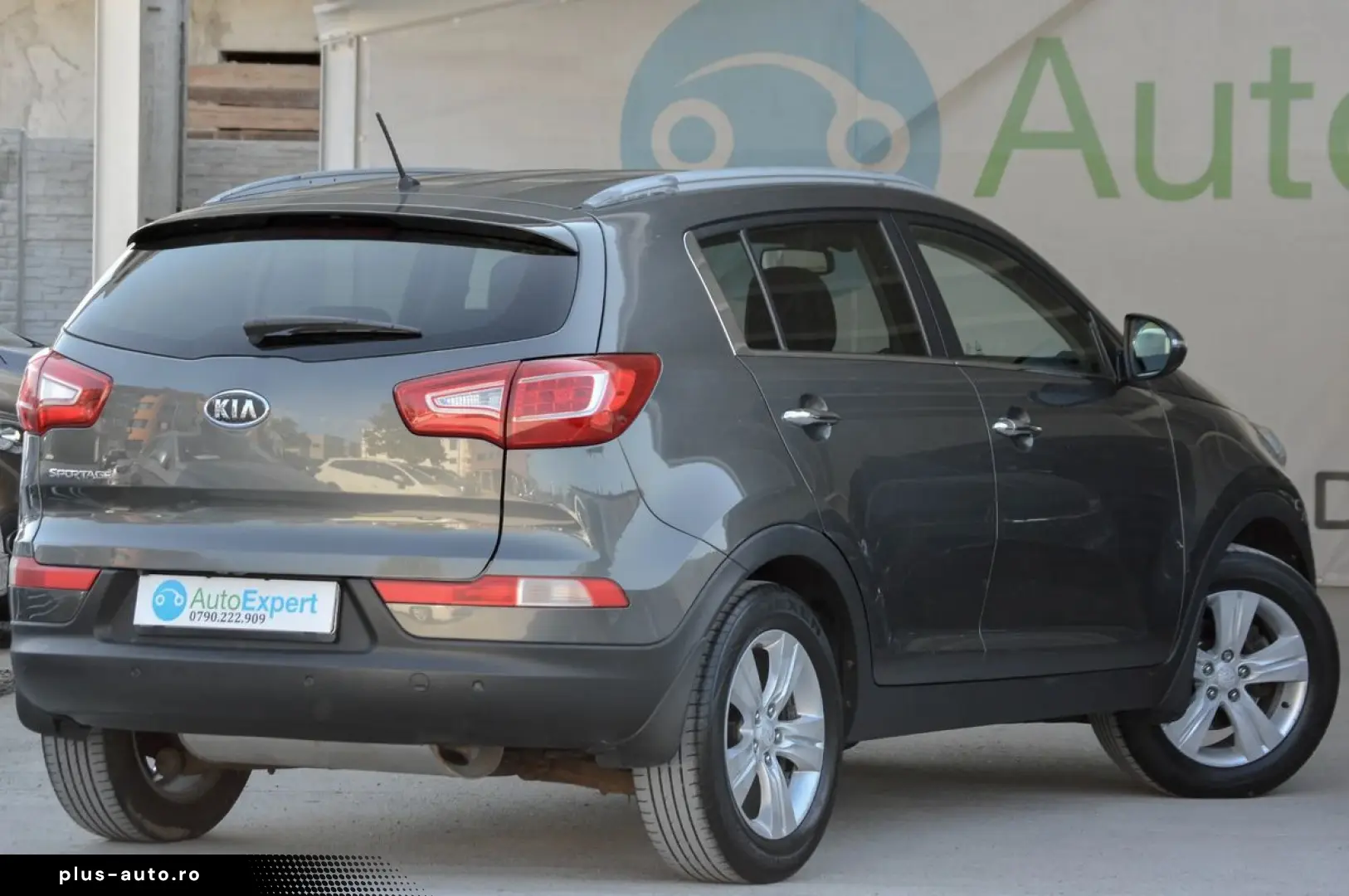 2011 KIA Sportage 1.6  Benzină Premium   RATE FIXE   Garanți