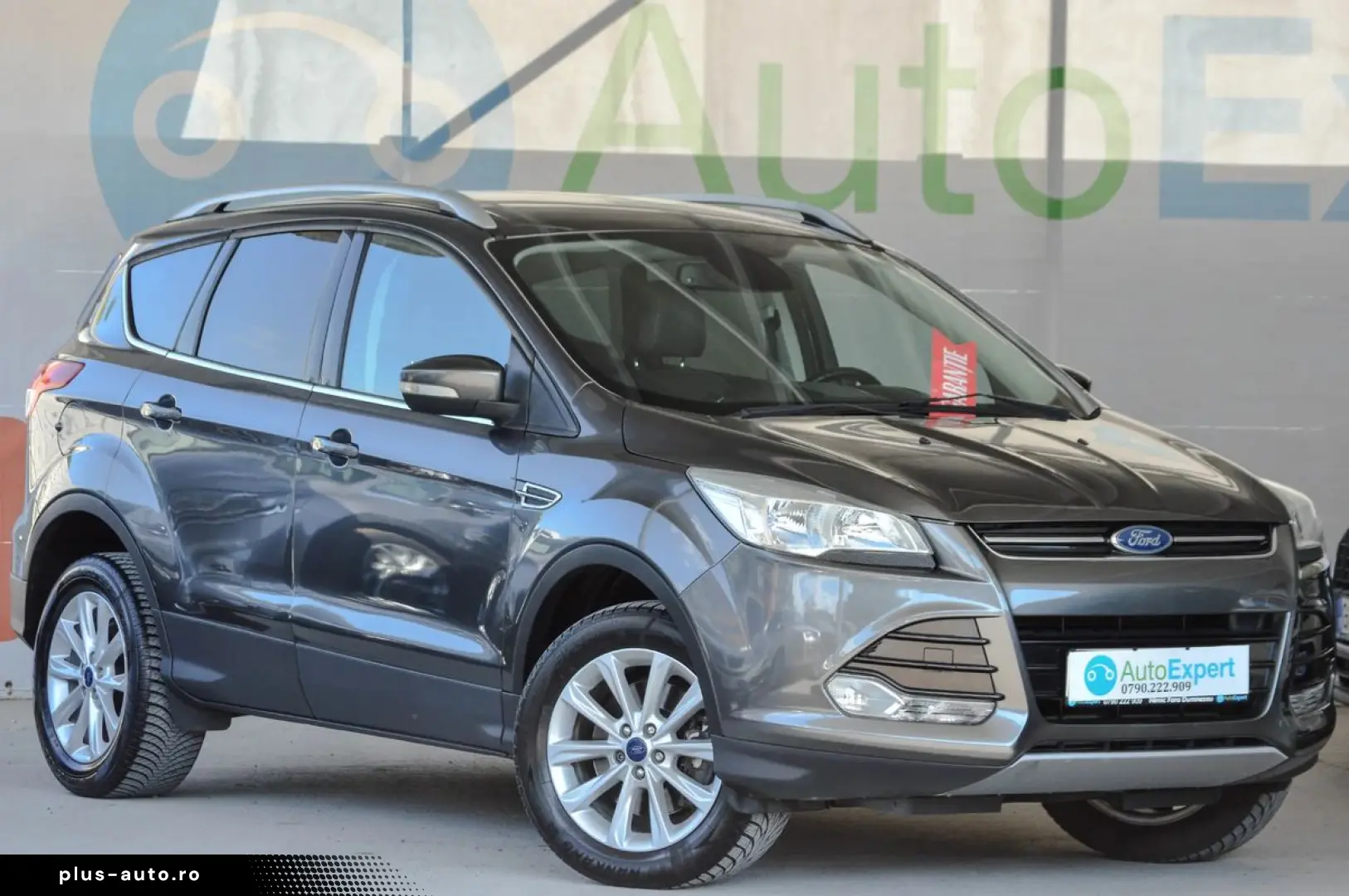 2017 Ford Kuga 2.0 TDCi 4x4 Aut. Titanium  RATE FIXE