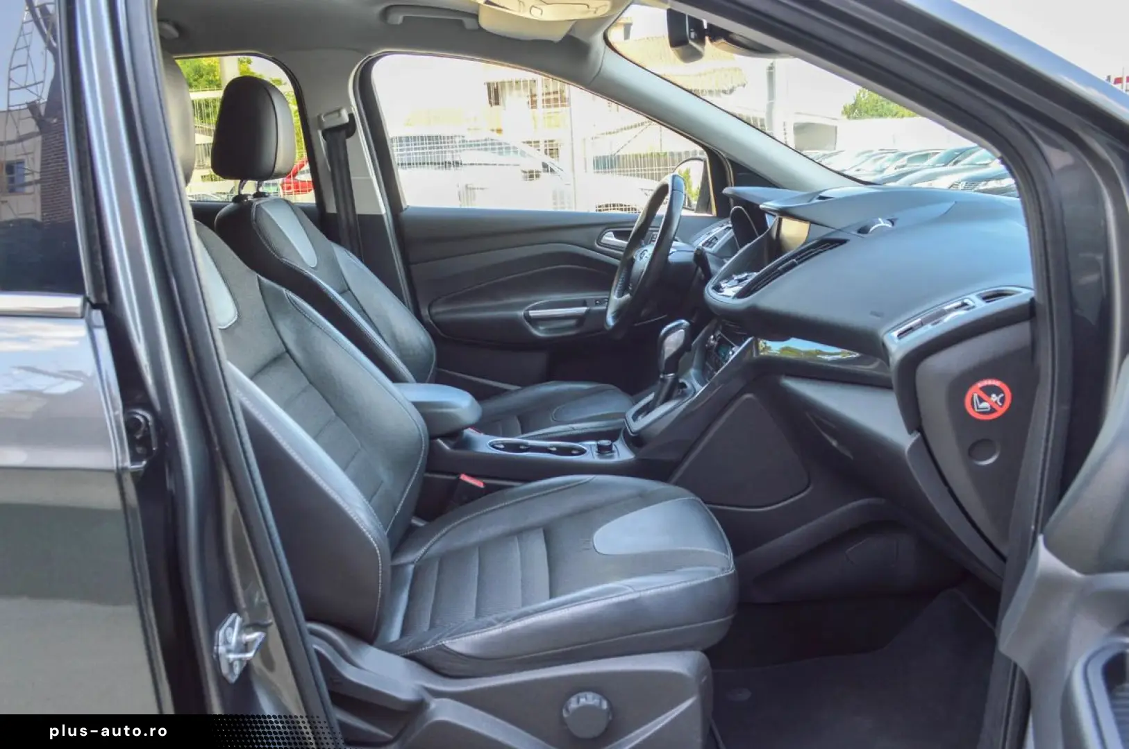 2017 Ford Kuga 2.0 TDCi 4x4 Aut. Titanium  RATE FIXE