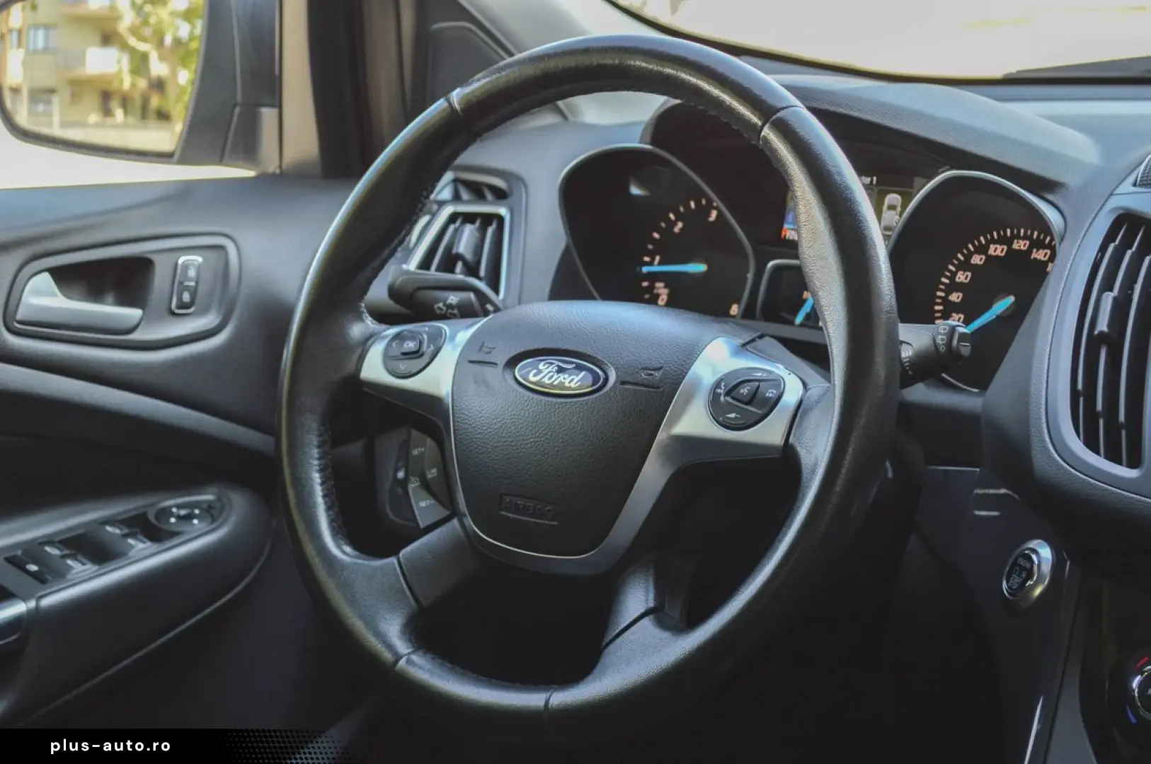 2017 Ford Kuga 2.0 TDCi 4x4 Aut. Titanium  RATE FIXE