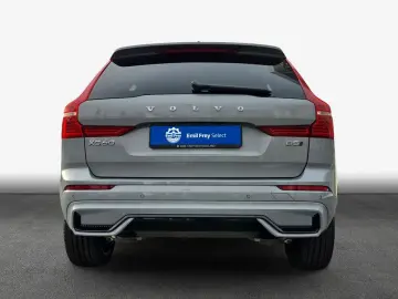 VOLVO XC60 B5 B AWD Ultra Dark Business