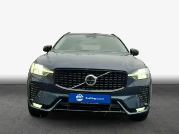 VOLVO XC60 B5 B AWD Ultra Dark