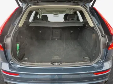 VOLVO XC60 B5 B AWD Ultra Dark