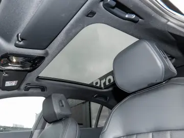 BMW 550e xDrive M Sport HUD PANO ACC AHK 360 KAM LM