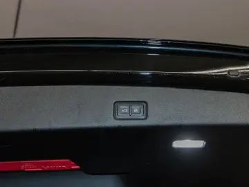 AUDI Q5 TFSI Qu PassDisplay Panoramic Keyless ElectricS 360