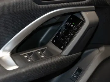 AUDI Q5 TFSI Qu PassDisplay Panoramic Keyless ElectricS 360