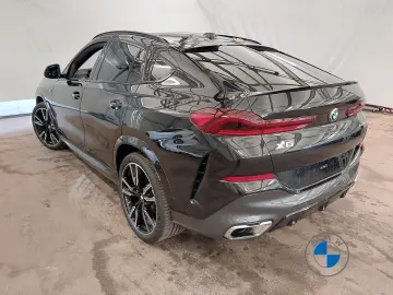 BMW X6 xDrive40d M Sport 22  AHK Pano Massage H K