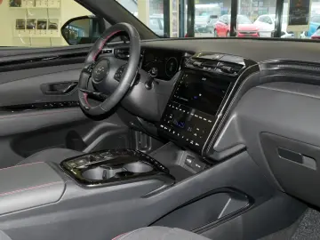 HYUNDAI TUCSON Plug-In-Hybrid 4WD N-Line VOLLAUSSTATTUNG