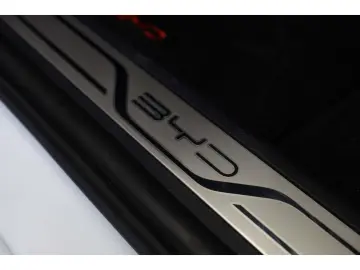 BYD Seal U DM-i Design