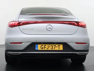 MERCEDES-BENZ EQE 300 Business Edition 89 kWh Accu  …