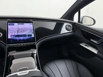 MERCEDES-BENZ EQE 300 Business Edition 89 kWh Accu  …