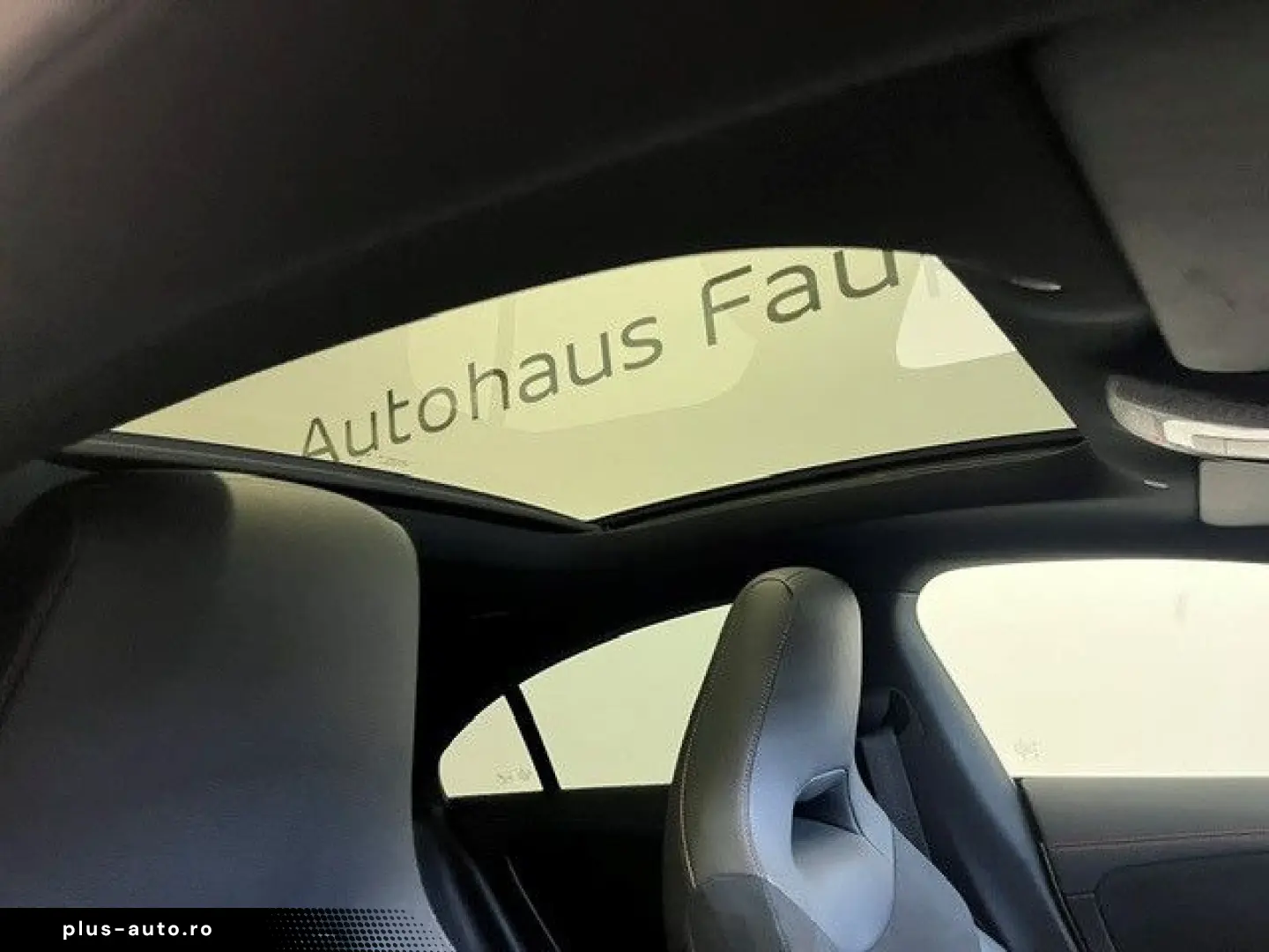 MERCEDES-BENZ CLA 250e Coupe AMG-Line Panorama Soundsystem