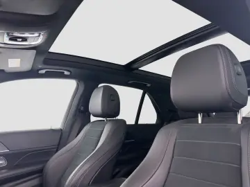 MERCEDES-BENZ GLE 400 d AMG Line 4Matic  STHZ AHK PA…