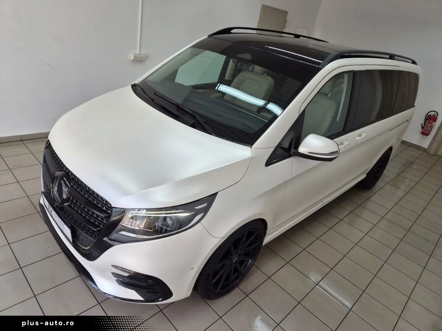MERCEDES-BENZ V 300 d 4M lang AMG EXCLUSIVE Pano AHK&hellip;