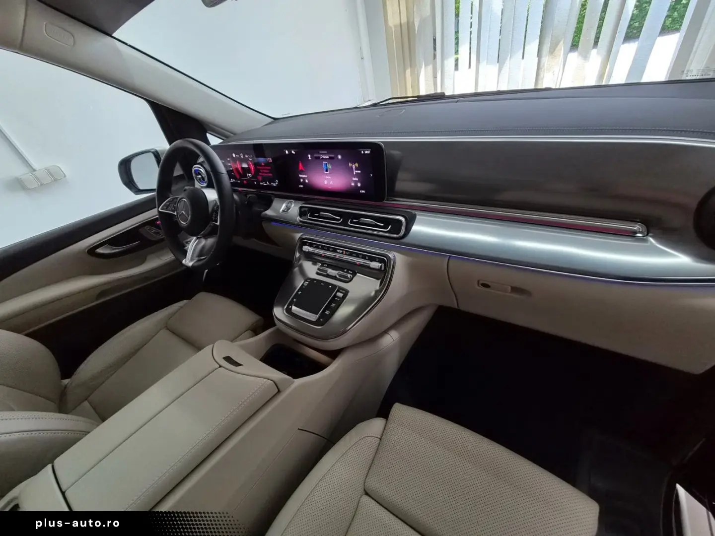MERCEDES-BENZ V 300 d 4M lang AMG EXCLUSIVE Pano AHK&hellip;