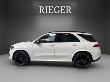 MERCEDES-BENZ GLE 350 de 4M AMG-Plus PANO-SHD 22  He…