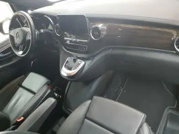 MERCEDES-BENZ V300d 4M Avantgarde Edition DIS AMG