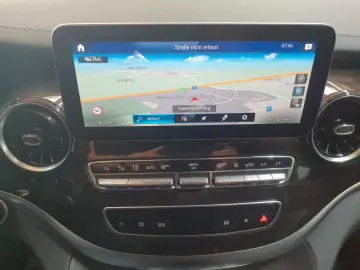 MERCEDES-BENZ V300d 4M Avantgarde Edition DIS AMG