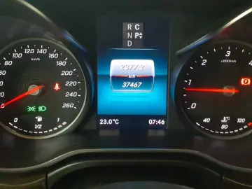 MERCEDES-BENZ V300d 4M Avantgarde Edition DIS AMG