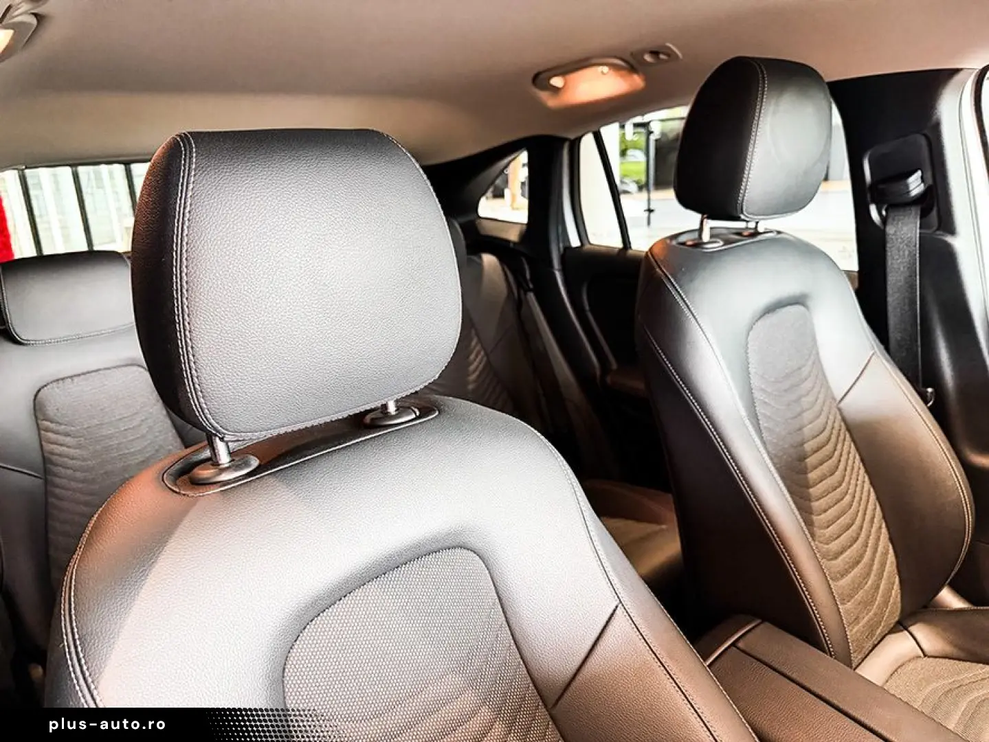 MERCEDES-BENZ GLA 250 e STYLE MULTIB AHK MBUX DISTR KAMERA