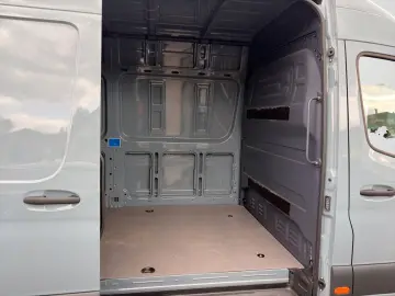 MERCEDES-BENZ Sprinter 317 III Kasten L3 RWD  ACC NA…