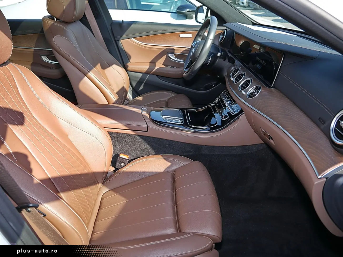 MERCEDES-BENZ E 300 e Limousine AMG SCHIEBEDACH 360  KEYLESS