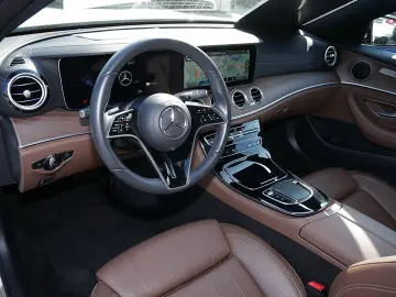 MERCEDES-BENZ E 300 e Limousine AMG SCHIEBEDACH 360  KEYLESS