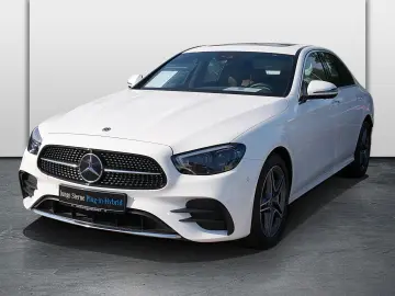 MERCEDES-BENZ E 300 e Limousine AMG SCHIEBEDACH 360  KEYLESS