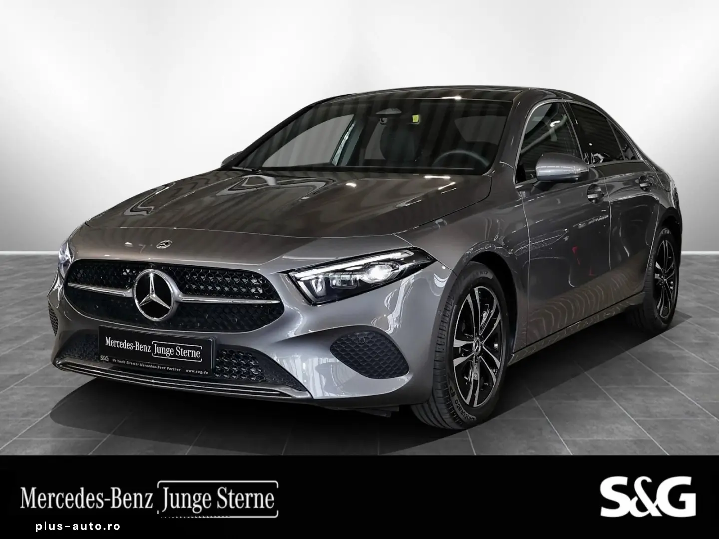 MERCEDES-BENZ A 220 4MATIC Limo PANO MEMORY DISTRO 3&hellip;