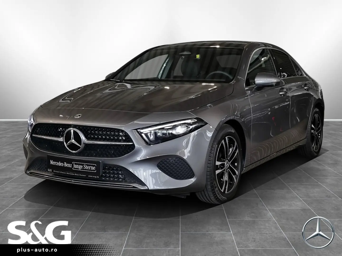 MERCEDES-BENZ A 220 4MATIC Limo PANO MEMORY DISTRO 3&hellip;