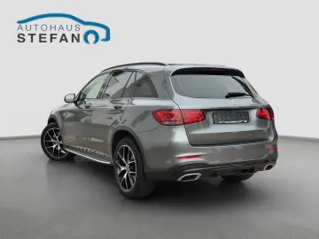 MERCEDES-BENZ GLC 400d 4Matic 9G AMG-Line DIST. Mult…