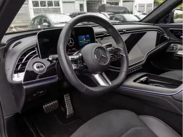 Mercedes-Benz E 450d 4MATIC AMG-Sport PANO