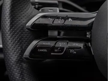 Mercedes-Benz E 450d 4MATIC AMG-Sport PANO