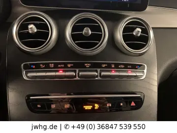 MERCEDES-BENZ GLC 300 e 4M MBUX Kam Virtual Assistenzsysteme