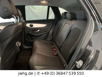 MERCEDES-BENZ GLC 300 e 4M MBUX Kam Virtual Assistenzsysteme