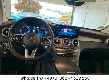 MERCEDES-BENZ GLC 300 e 4M MBUX Kam Virtual Assistenzsysteme