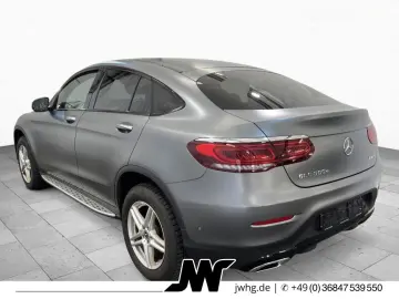 MERCEDES-BENZ GLC 300 e 4M DESIGNO DISTR MASSAGE HUD TRITTBR