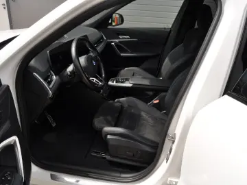 BMW X1 18d sDrive M SPORT