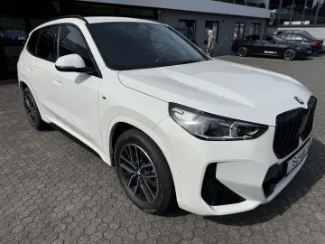 BMW X1 sDrive18d M-Sport 18 M