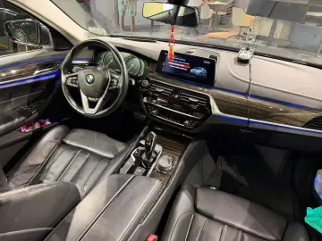BMW 530e iPerformance Luxury Line