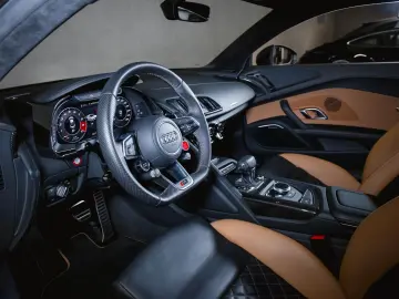 Audi R8 V10 performance quattro