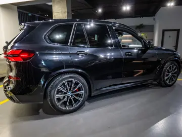 BMW X5 40i xDrive M Sport