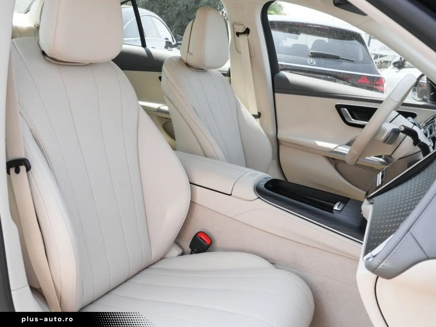 MERCEDES-BENZ E 300 e Avantgarde Burm Distr Keyl Amb&hellip;