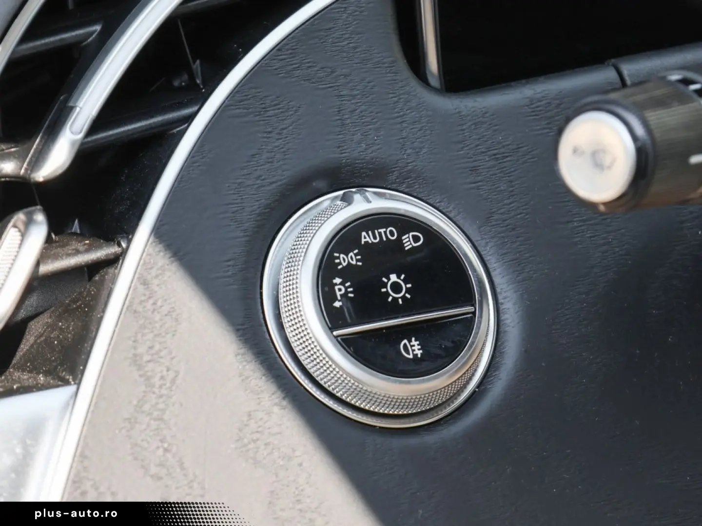 MERCEDES-BENZ E 300 e Avantgarde Burm Distr Keyl Amb&hellip;